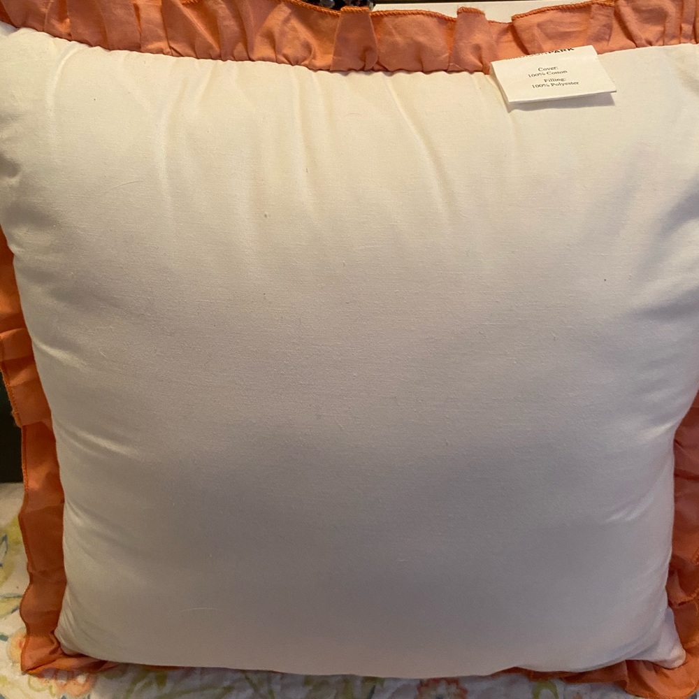 Square Pillow 15” Madison Collection - Picture 2 of 3